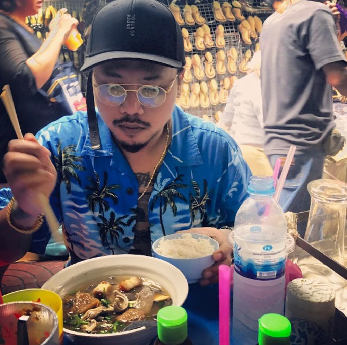 ไม่จบง่ายๆแน่ !!! "ตุ๊กกี้-บูบู้" ดราม่าหนัก ชาวเน็ตตามด่าถึงเพจร้าน ล่าสุดต้องปิดเพจหนี แถมโดนแฉ! เคยทำแบบนี้กับลูกค้า