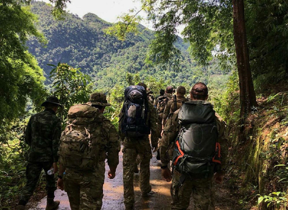 เพราะเราคือทีมเดียวกัน!! เปิดกระดานหน้า "ถ้ำหลวง" เขียนกฎเหล็กทีมต่างชาติช่วย "13 หมูป่า" ชัดเจน ไม่มีแนวคิดใดโง่ ทุกความคิดมีคุณค่า