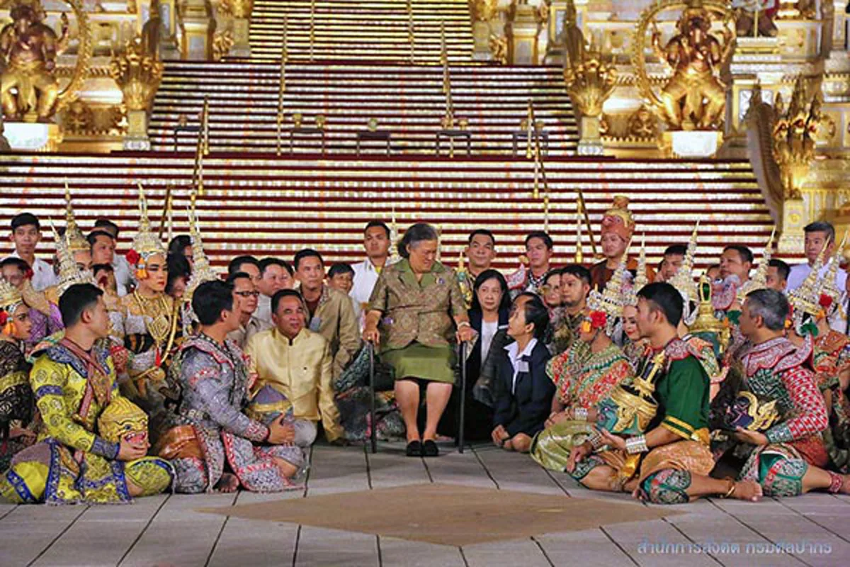 "ขอกราบลา...จะลำบากมั้ย" คณะทำงานฯ เผยคำตรัสสุดท้าย "สมเด็จพระเทพรัตนฯ" ครั้งเสด็จฯ กราบลาพระเมรุมาศ ทำคนไทยน้ำตาร่วง!!!