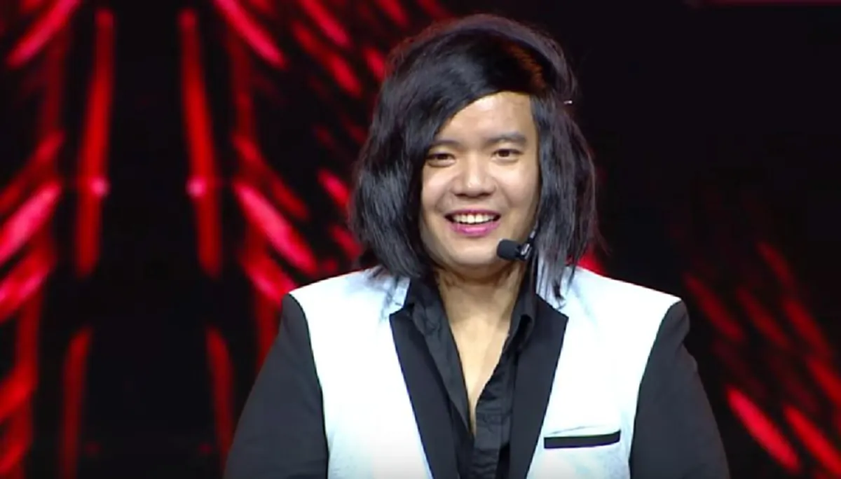 เป็นโชว์ที่ขายหน้ามาก !! "คิ้ม" เอ่ยปากลั่นแรง!! หลังดูโชว์ร้องเพลงประกอบมายากล จนคนดูถึงกับอึ้งแรงอย่างหนัก!! [คลิป]