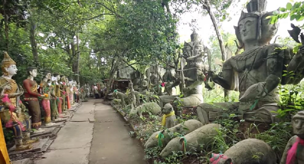 หลอนสุดขีด!! บุก! "สำนักสงฆ์ร้าง" สถานที่รวบรวม "หุ่นกระดูกผี" เยอะที่สุด! พร้อมตำนานลี้ลับ ที่ได้ยินต้องขวัญผวา!! (คลิป)