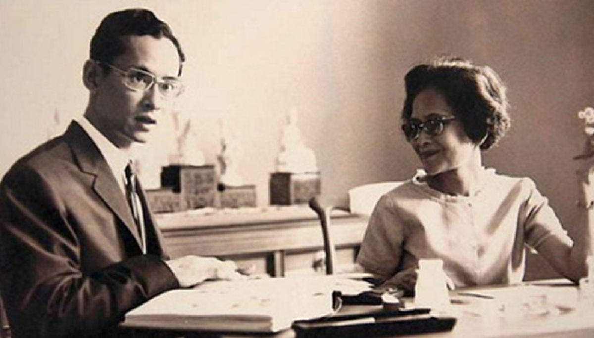 น้อยคนนักที่จะรู้!! พระนามแรกประสูติ ของ "ในหลวงรัชกาลที่ 9" และความเป็นมาแต่ละพระนาม