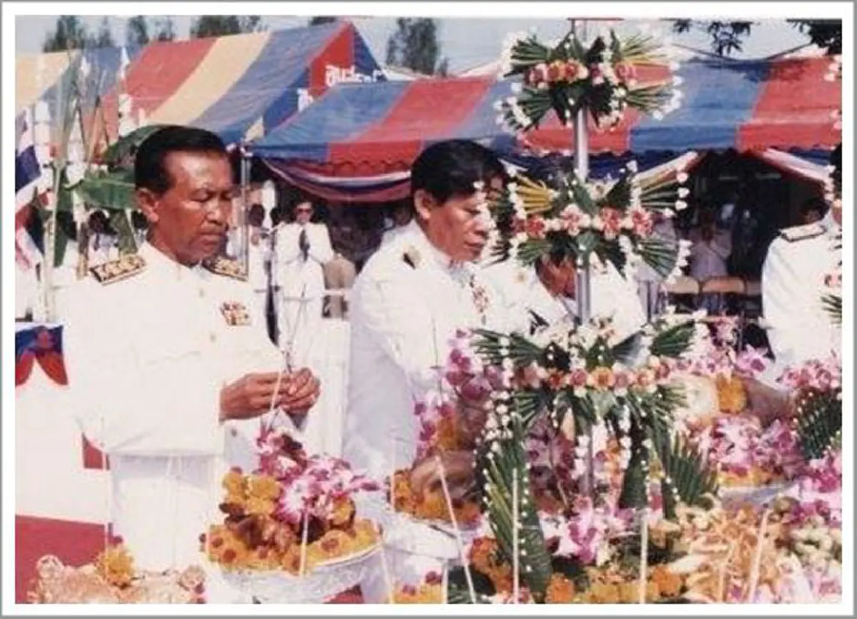 ย้อนชมภาพประวัติศาสตร์ !! พิธีมหาพุทธาภิเษก พระบรมราชานุสาวรีย์สมเด็จพระปิยะมหาราช เมื่อครั้งปี 2532 (ภาพ)