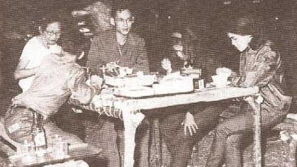 อาหารที่ในหลวงรัชกาลที่ ๙ ไม่ทรงโปรดมาก จนถึงกับโบกพระหัตถ์ให้ย้ายไปจากโต๊ะเครื่องเสวยทุกครั้ง!!!