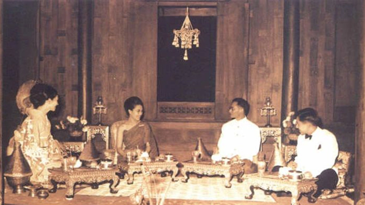 ๒ พระราชาผู้ทรงรักและเชียวชาญเรื่องปลายิ่งกว่าผู้ใด จักรพรรรดิอะกิฮิโต และ ในหลวงรัชกาลที่ ๙