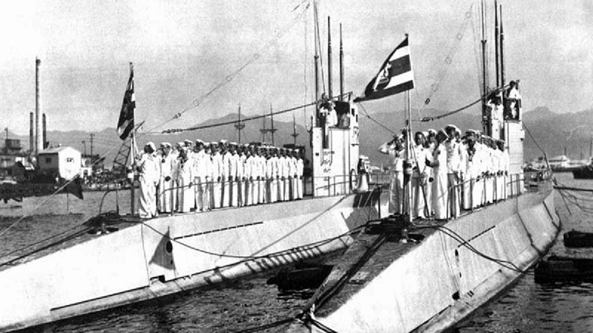 ไทยเคยเป็นผู้นำเรื่องเรือดำน้ำในอดีตในภูมิภาคนี้ !!!  มาพื้นความจำเรื่องเรือดำน้ำของไทยในอดีต ที่เราเคยมีวันสำคัญ “วันเรือดำน้ำ”