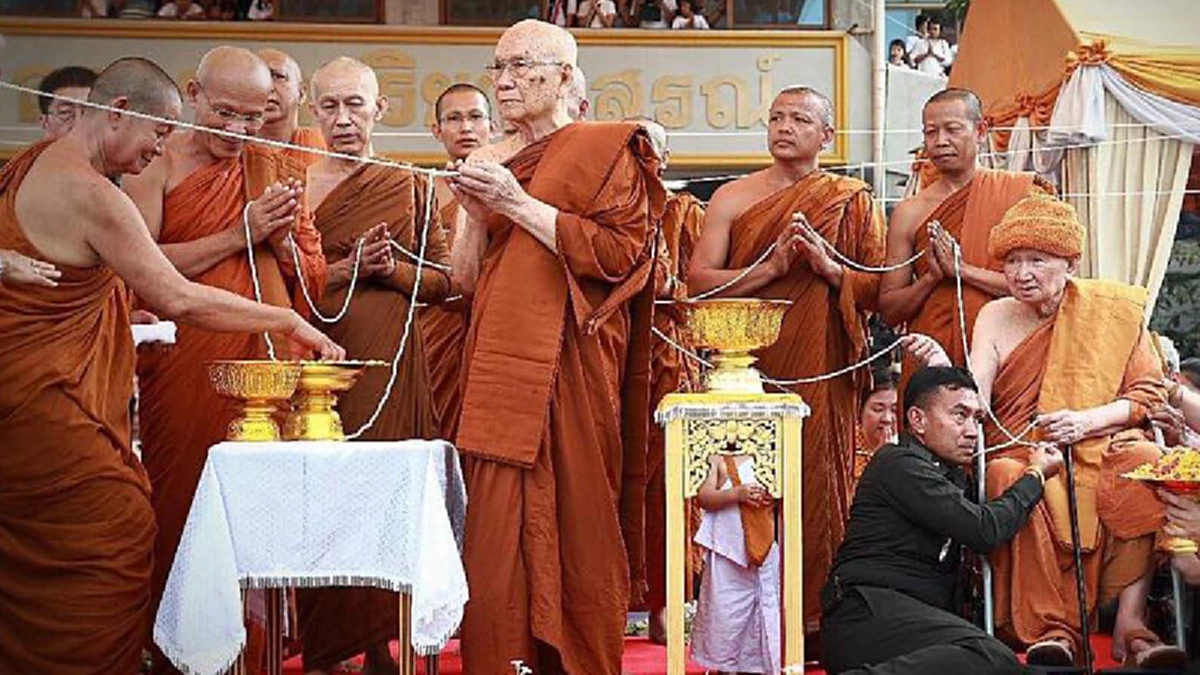 ๓ พฤษภาคม คล้ายวันเกิดอายุวัฒนมงคลครบ๘๙ ปีของ"พระอริยสงฆ์ผู้ทรงไว้ซึ่งญาณวิสัย" หลวงปู่ท่อน ญาณธโร!!! 