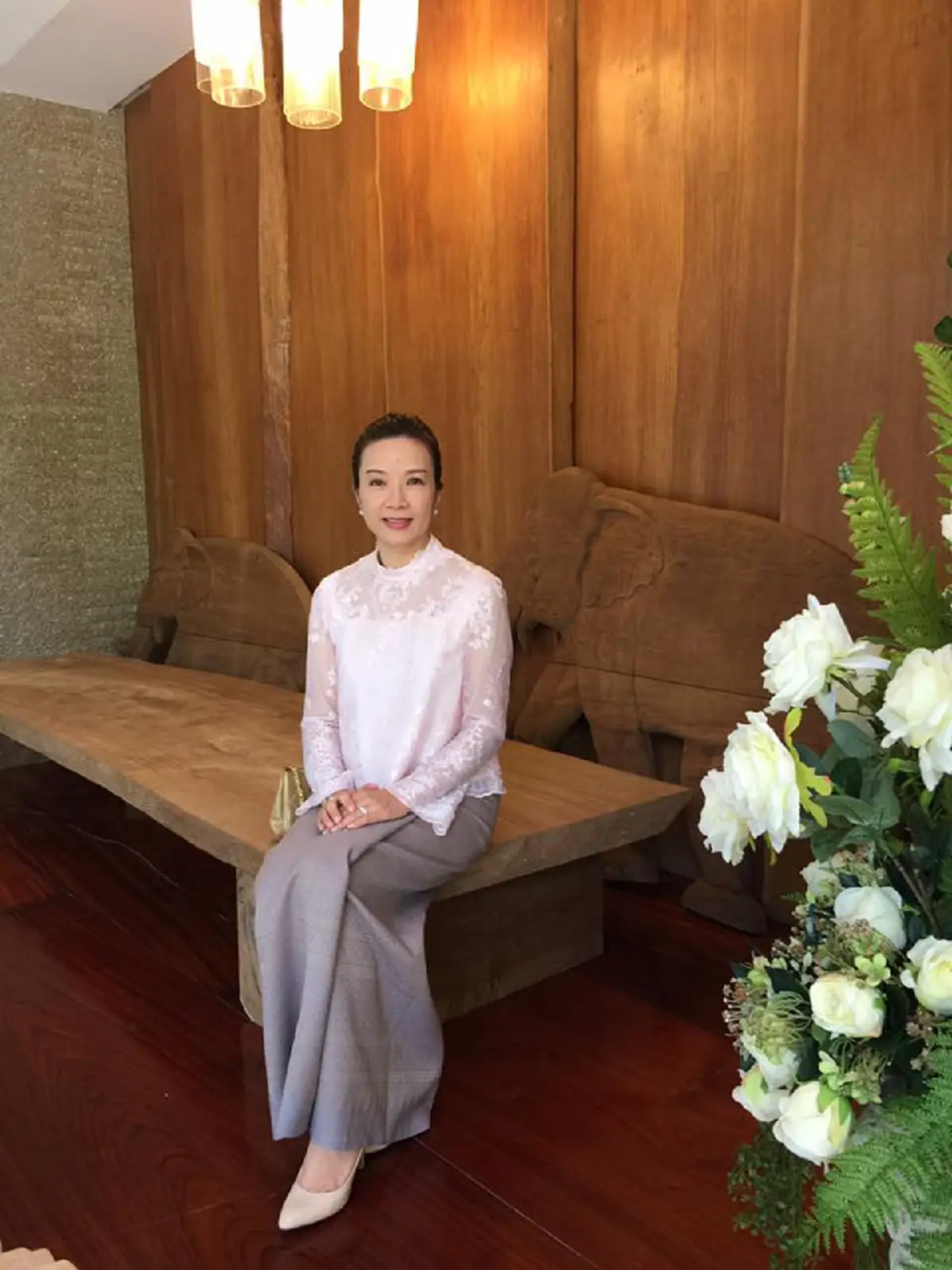 ตะปุปะต๊ากกาเดน่!? หายไปนานมาก! พิธีกรสุดเฟี้ยว! แห่ง "Show time by ศศิธร" กับภาพล่าสุด? ที่เห็นแล้วอึ้ง! จนแทบไม่อยากเชื่อสายตา! [ภาพ]