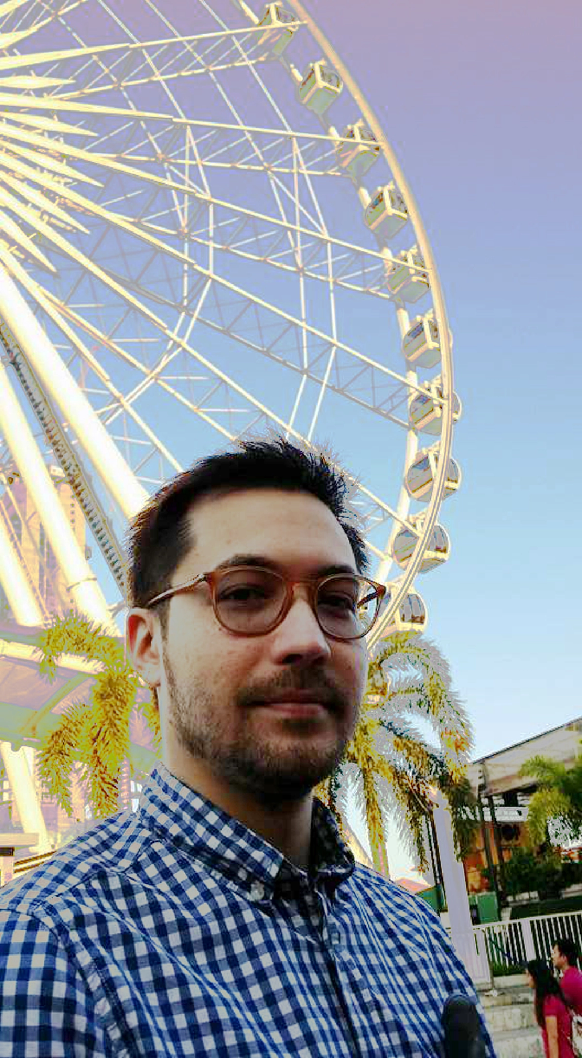 เขาเป็นใครนะคะ!? "แคท" โพสต์ภาพร่วม "มารีญา" ตอนเด็ก! แต่ชาวเน็ตหลุดโฟกัส!? จ้องหนุ่มหล่อที่อยู่ข้างๆ หล่อบาดใจพระเอกยังอาย!! (ภาพ)