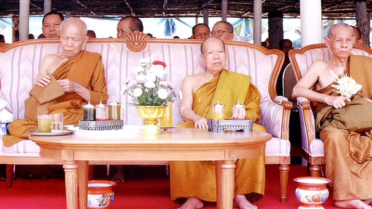 ชอบทำบุญเพราะชาติก่อนเห็นทุกข์ ชาตินี้จึงมาสร้างบารมีให้พ้นทุกข์ หลวงปู่เหรียญยืนยัน!!!