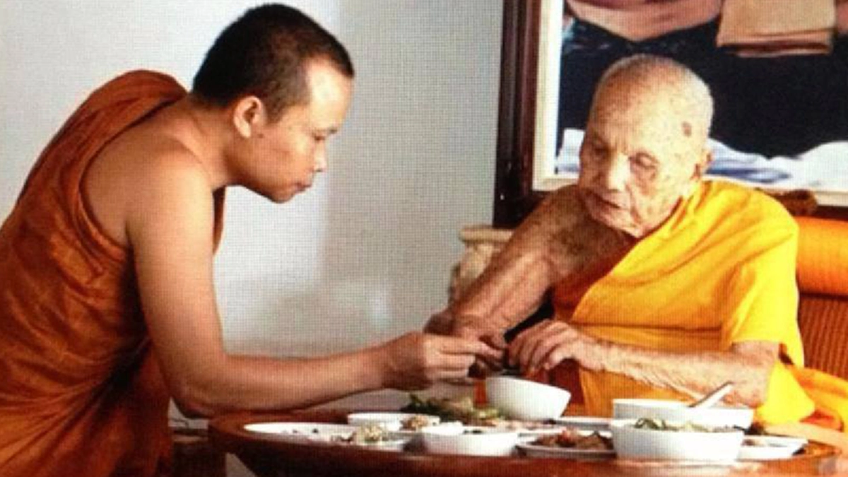 หลวงปู่จาม วัดป่าวิเวกวัฒนาราม พบ“เปรตหัวโล้น หัวใหญ่เท่าอุน้ำ”!!! มาขอส่วนบุญ.. แต่กรรมที่ทำกับวัดนั้นหนักต้องชดใช้นานกว่าจะพ้นกรรม #สาธุ!!