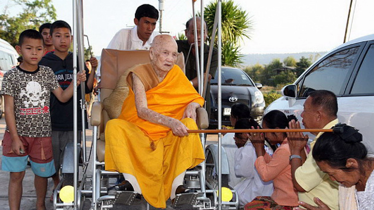 หลวงปู่จาม วัดป่าวิเวกวัฒนาราม พบ“เปรตหัวโล้น หัวใหญ่เท่าอุน้ำ”!!! มาขอส่วนบุญ.. แต่กรรมที่ทำกับวัดนั้นหนักต้องชดใช้นานกว่าจะพ้นกรรม #สาธุ!!