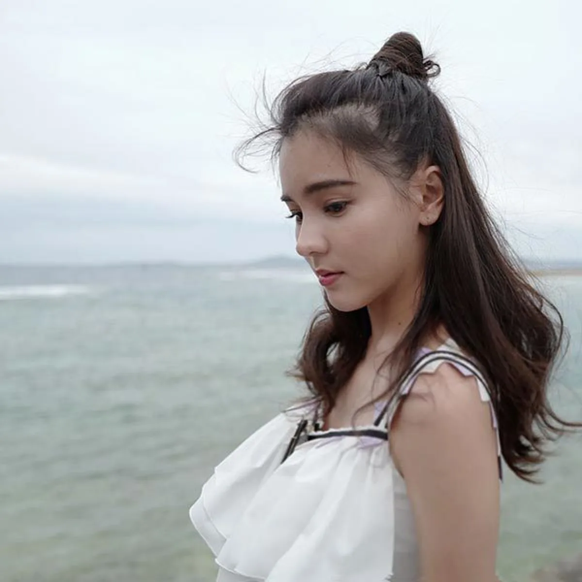 #ชาวเน็ตงงตาแตก!! เปิดปาก  "ออม สุชาร์"  ซุ่มเงียบคบ "ไฮโซแอมป์"  อดีตแฟนเก่า "อั้ม พัชราภา" งานนี้หลายคนตั้งคำถาม "ไปคบกันตอนไหน"  ??