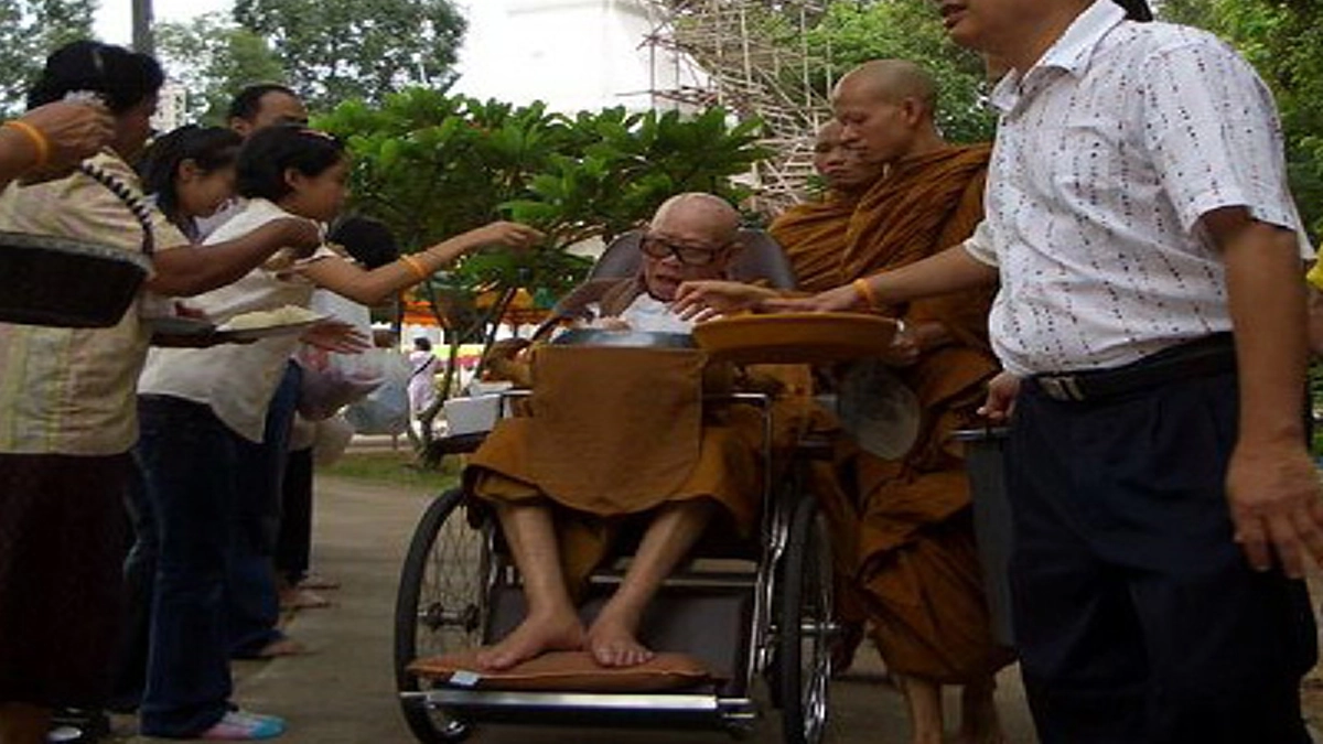 หลวงพ่อท่านคิดว่าตัวเองแน่ กว่าจะรู้ว่า ก่อกรรมประมาทพระอรหันต์!!! กับ “หลวงปู่อ่อนสา. ถึงกับเกือบเอาชีวิตไม่รอด
