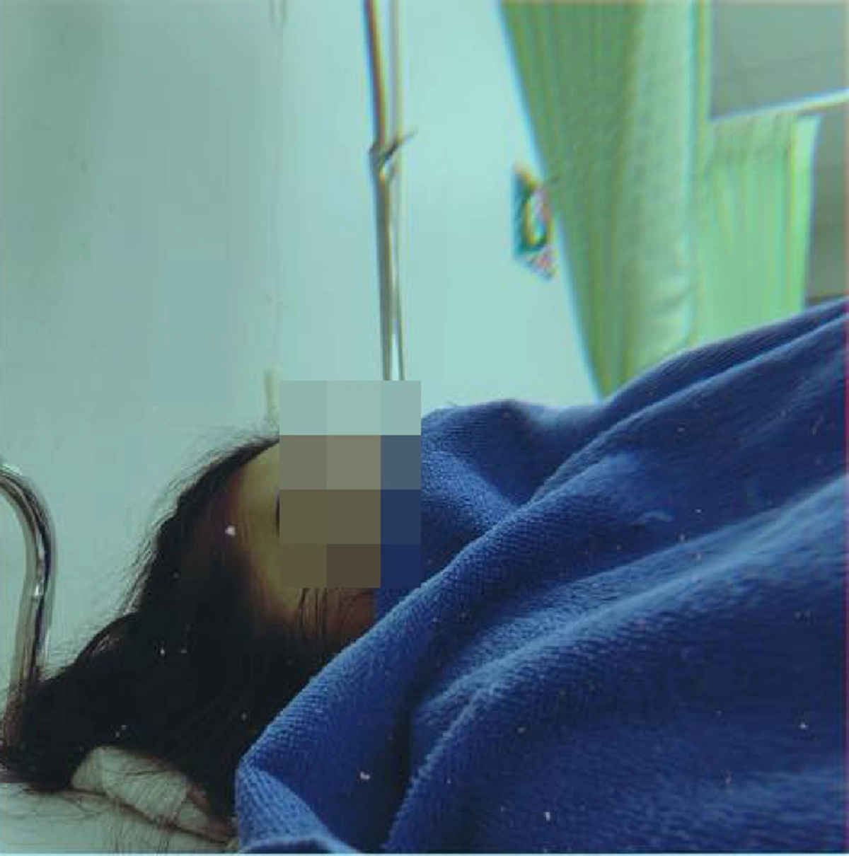 สาวแพ้กุ้งโพสต์อุทาหรณ์ รู้ทั้งรู้แต่ยังกิน เกิดแน่นหน้าอก ปอดมีเสียง หัวใจเต้นรัว ล้ม รีบหามส่งรพ.