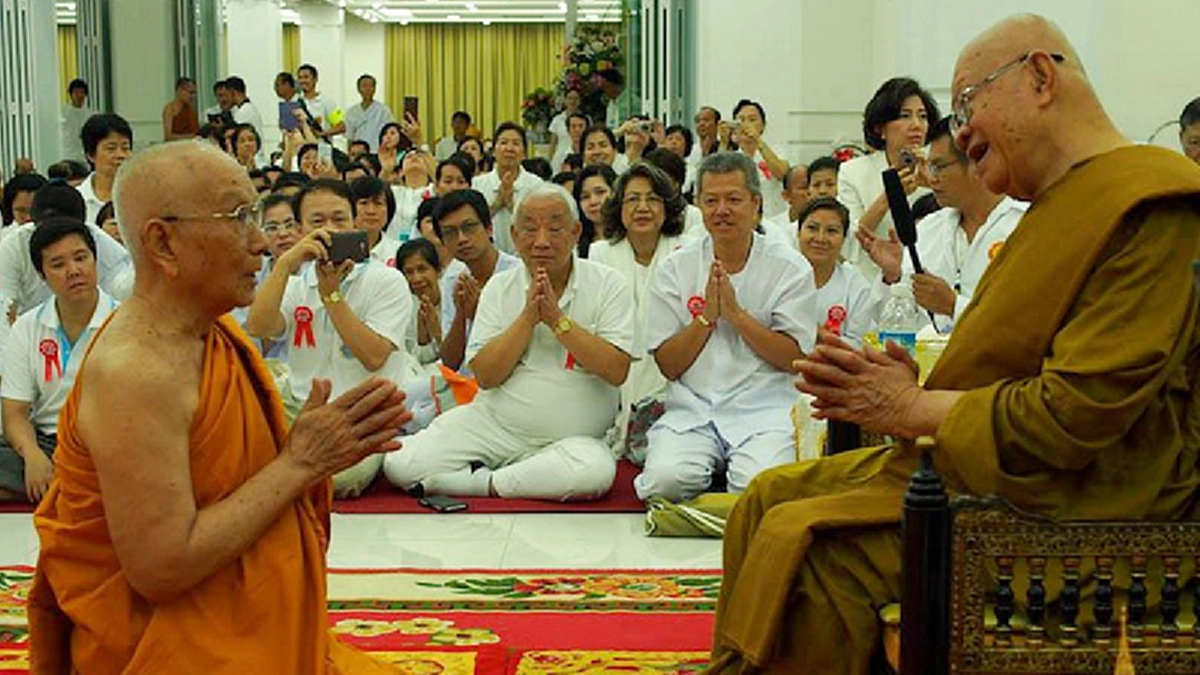 "ท่านจบเพียงเปรียญธรรม 6 ประโยค แต่สิ่งที่สำคัญกว่านั้นก็คือท่านเป็นพระสายปฏิบัติ" พระสังฆราชองค์ที่ 20 ศิษย์หลวงปู่ฝั้น สาธุๆๆ!!!