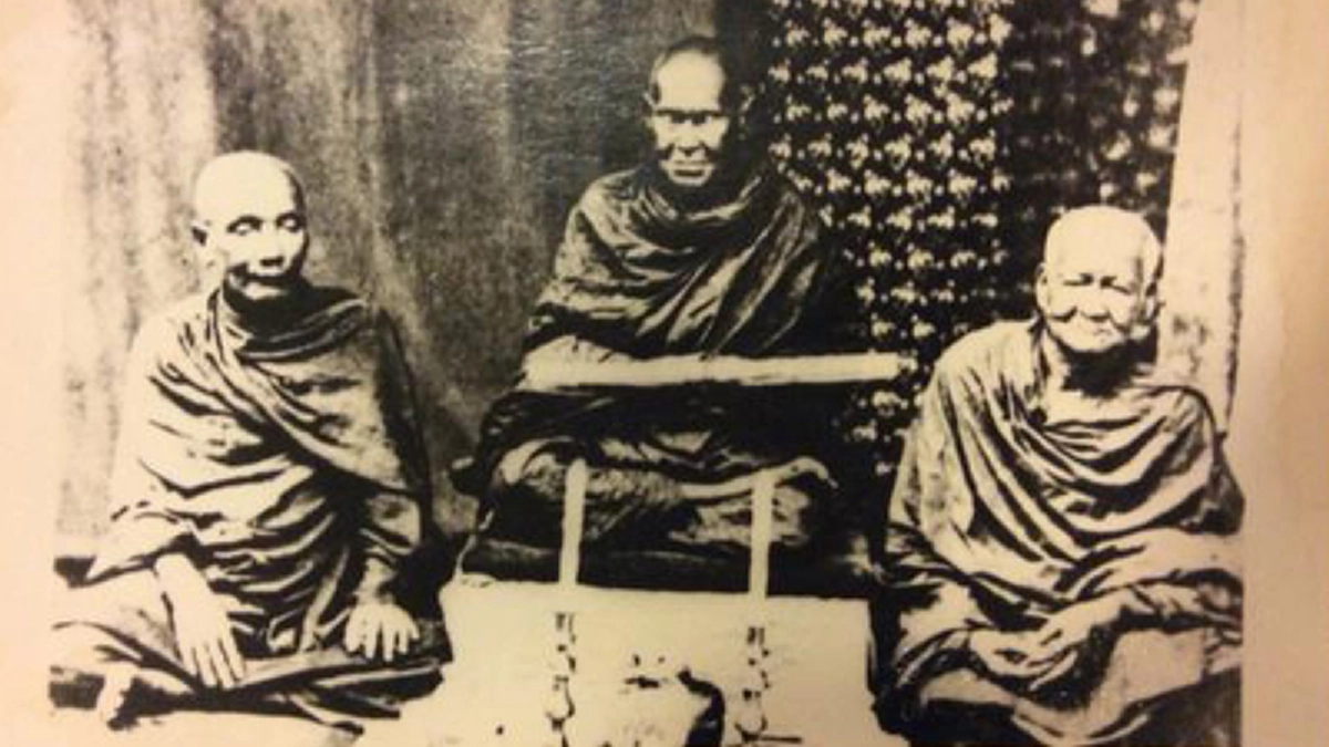 ในรัชสมัยของพระบาทสมเด็จพระจอมเกล้าเจ้าอยู่หัว มีพระราชดำริจัดสังคายนาพระไตรปิฎก หากแต่สมเด็จโตไม่ยอมเข้าร่วมเหตุนี้...