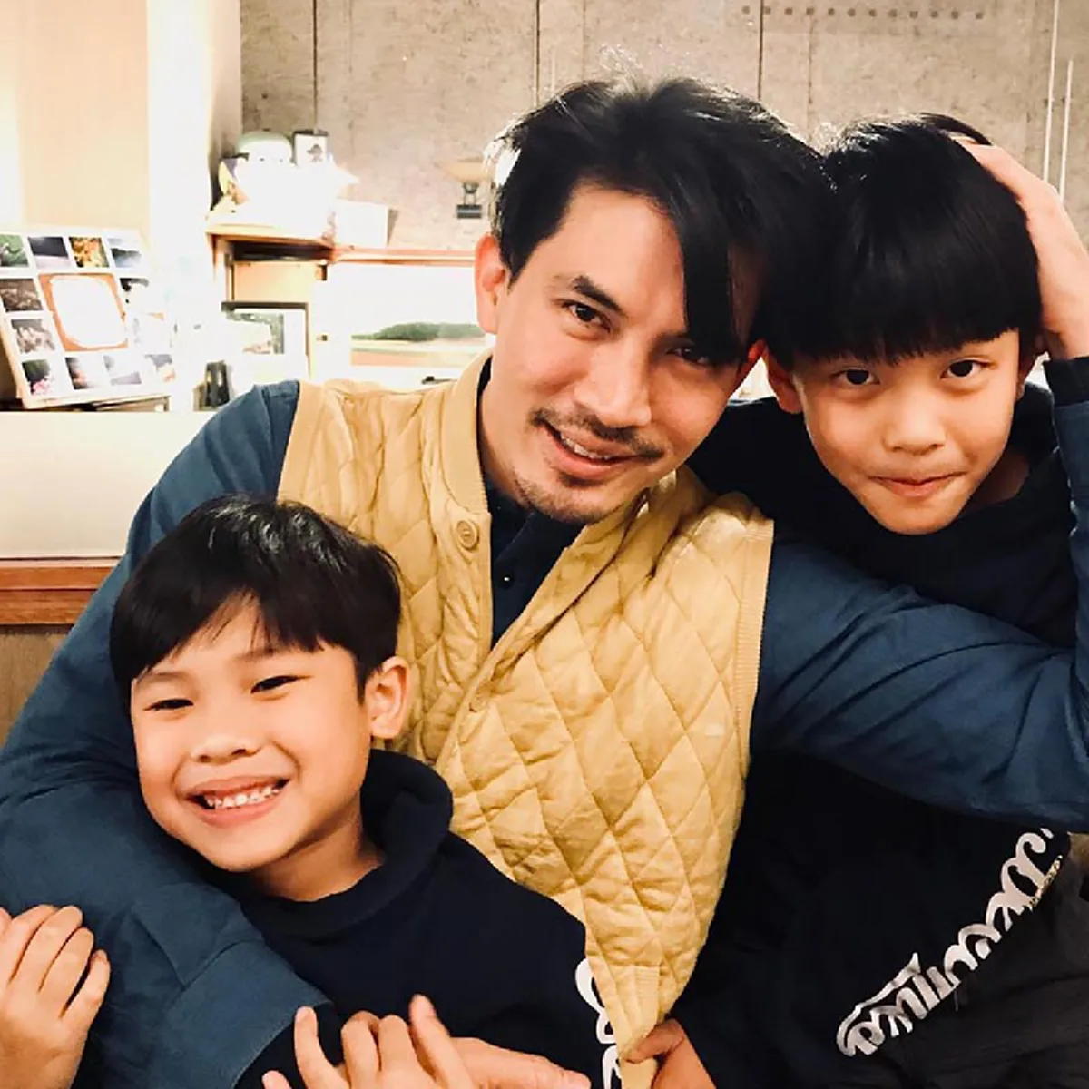หล่อได้พ่อจริงๆ!!! ส่องภาพล่าสุด "น้องจุน" ลูกชายสุดเลิฟ "พ่อเคน-แม่หน่อย" ทุกมุมฉายแววเป็นพระเอกในอนาคตแน่ๆ!!!