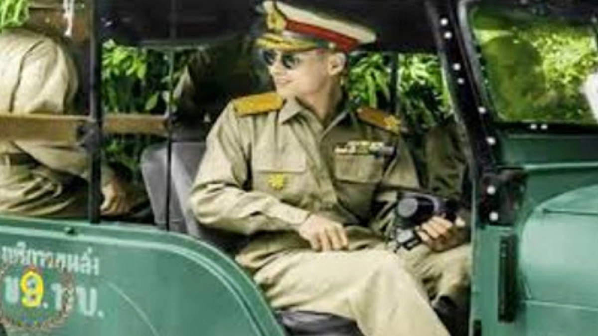 “...จะมาอีกทำไม ที่นี่ใครก็ไม่มา เจ้าหน้าที่รัฐก็ไม่มา!! ดันมาให้รถมันติดหล่ม อยู่นั่นแหละ...”นั้นละพระราชภารกิจของพ่อหลวง รัชกาลที่ ๙