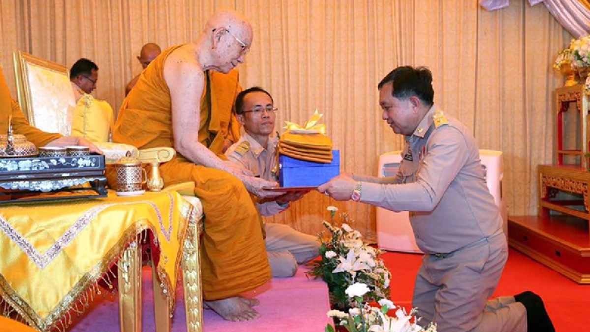 สมเด็จพระสังฆราช ประทานทุนส่วนพระองค์ ๒ล้านร่วมสร้างเขื่อนริมน้ำ พร้อมรับสั่งปรับปรุงตำหนักชินวร วัดชินวรารามวรวิหาร จ.ปทุมธานี สาธุ!!!