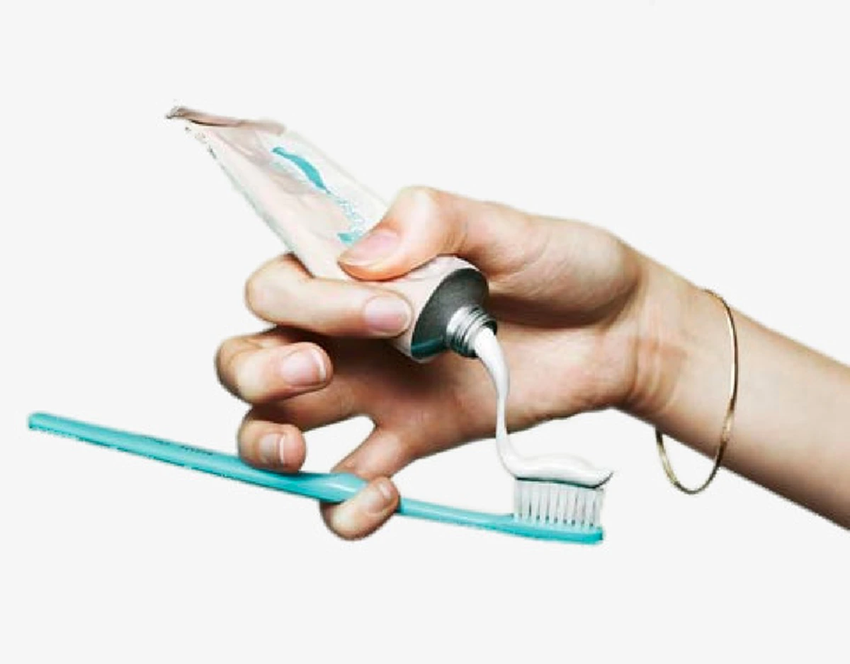 *เหลือเชื่อ!!! เปิดความลับ! ประโยชน์สุดทึ่งของ "ยาสีฟัน" ที่สามารถนำไปใช้ในชีวิตประจำวันได้ บอกเลยหลอดเดียวคุ้ม!!! (ชมคลิป)