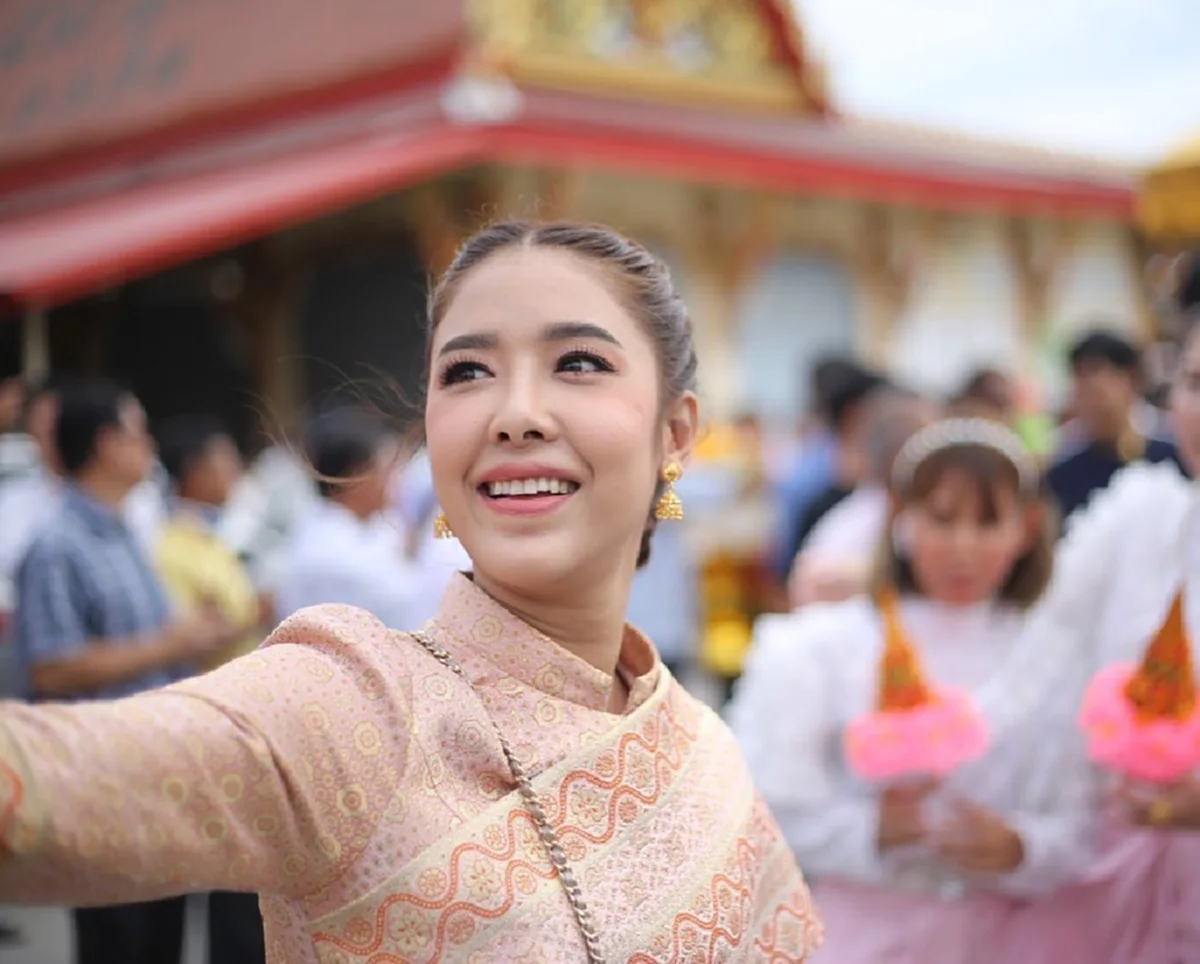 เอิร์ธ ศวกร ลูกชาย กรุง ศรีวิไล เข้าพิธีอุปสมบท