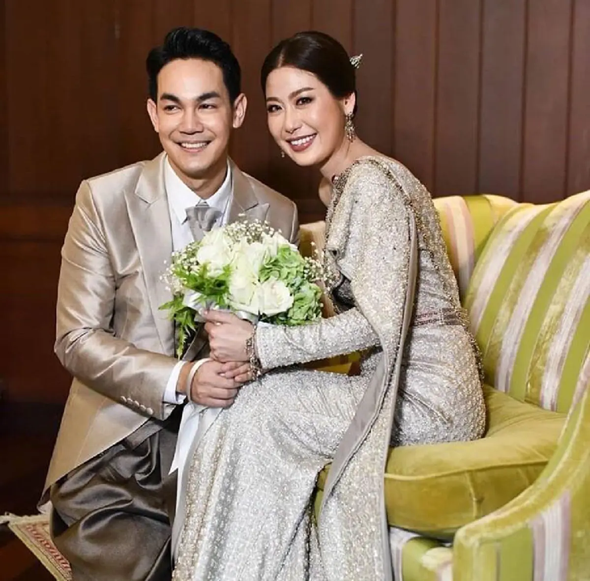 "กิก ดนัย"ควงแฟนสาว "น้องแนน" เข้าประตูวิวาห์ บรรยากาศเรียบง่ายแต่แสนอบอุ่น