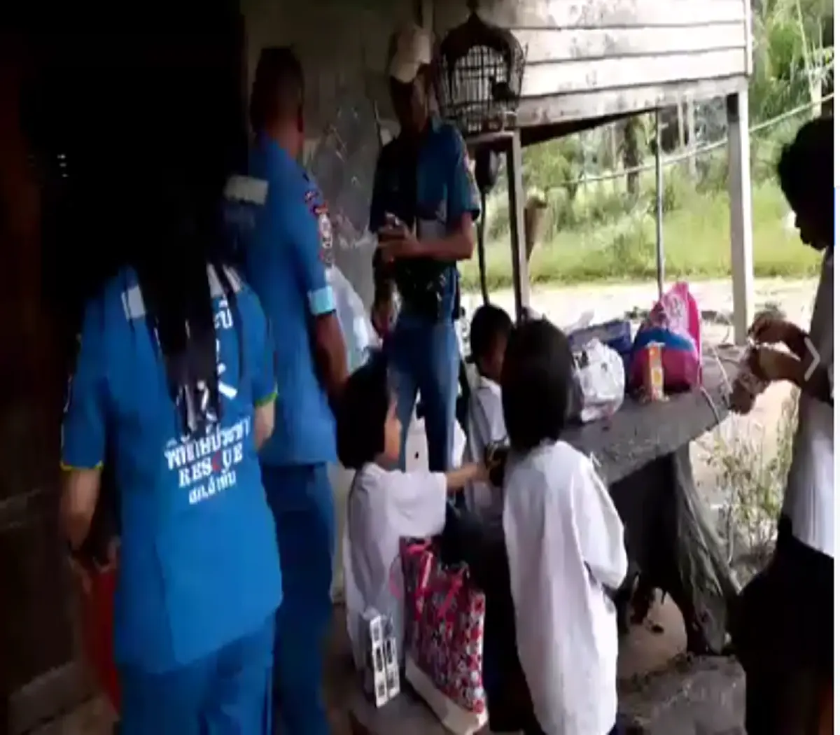 ขอให้เจริญๆ!! เรื่องดีๆควรบอกต่อ กู้ภัยน้ำใจงามนำของบริจาคช่วยเหลือ 5 ชีวิตที่ถูกพ่อแม่ทอดทิ้ง (รายละเอียด)