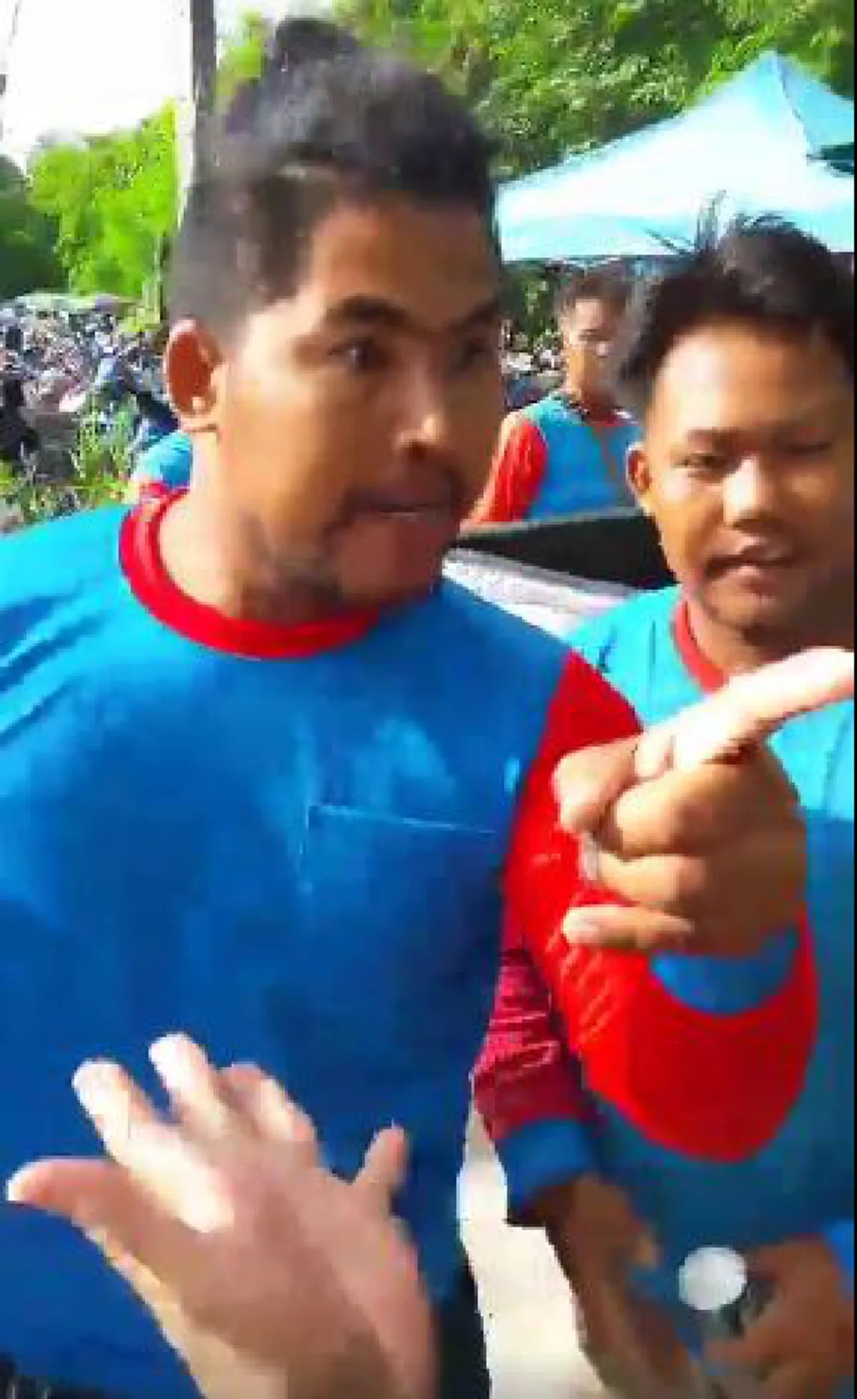 จบแล้วที่ยืนบนสังคม!! "ชาวระยอง" ลุกฮือรวมตัวขับไล่ "ครอบครัวคนกร่าง" พ้นจังหวัด ลั่น!! อย่างกับคนเถื่อน มาทางไหนไปทางนั้น!