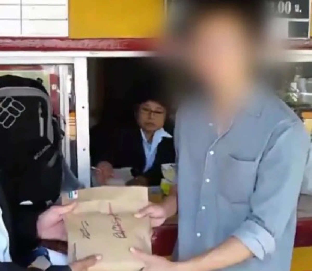 พูดครั้งสุดท้าย !!! กระเป๋ารถเมล์เงินล้าน ผิดหวังคำพูดของหมอ ปมขนม 2 ห่อ  ต่อจากนี้ พอกันที ไม่ขอเกี่ยวข้องอีก  !!