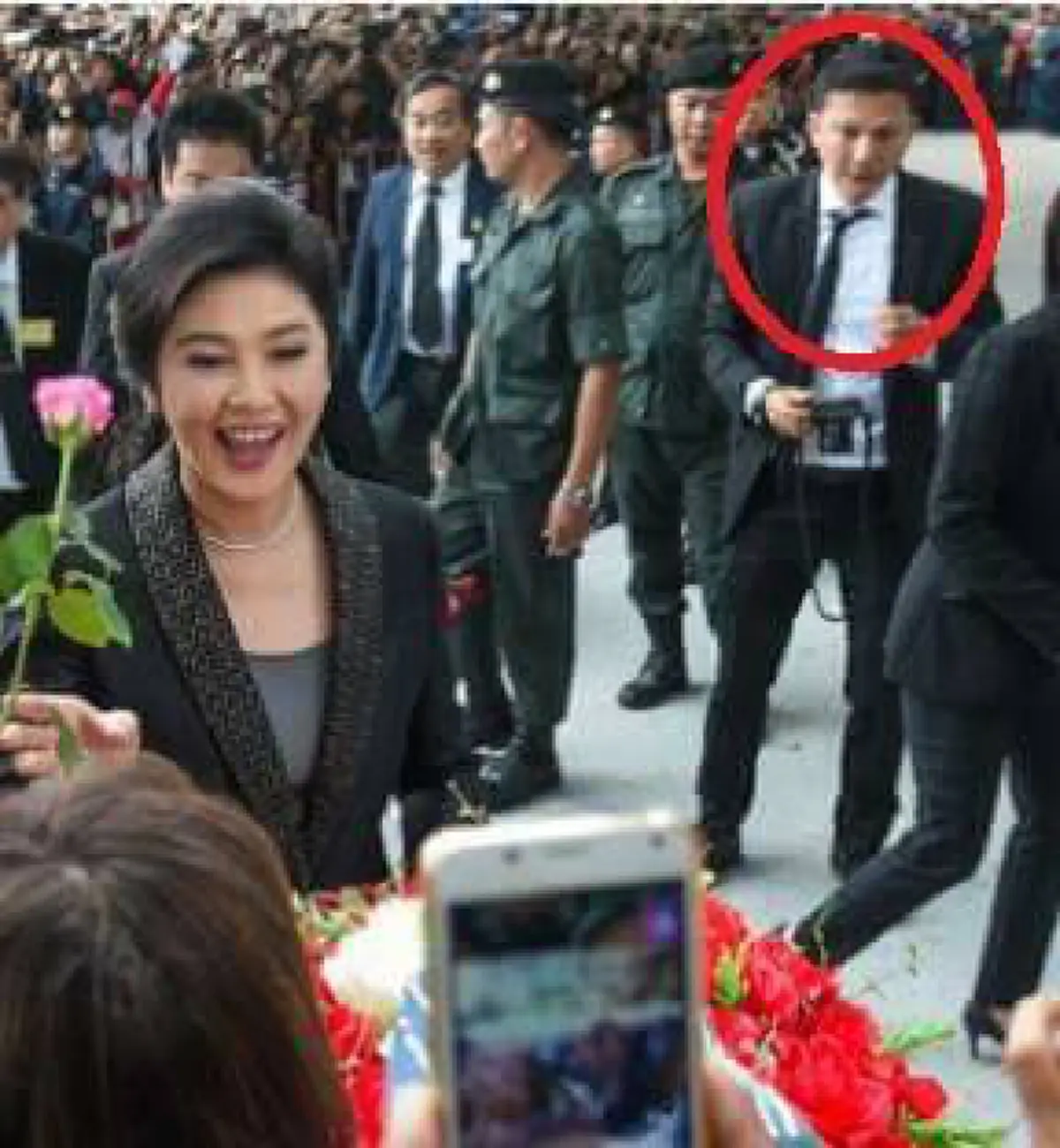 อย่าเอาของหลวงหนีบไปด้วย!! "ม.จ.จุลเจิม ยุคล" ซัดแรงหลัง "ยิ่งลักษณ์" หนีออกนอกประเทศ เหลืออีกอย่างที่เป็นของหลวงคืนหรือยัง หวั่นโดนคดีเพิ่ม