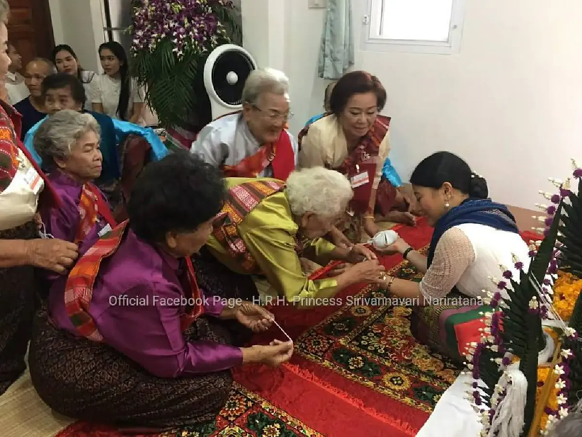 เป็นบุญตายิ่งนัก “พระองค์เจ้าสิริวัณณวรี”ทรงร่วมฟ้อนรำ ระหว่างเสด็จ จ.อุบลราชธานี