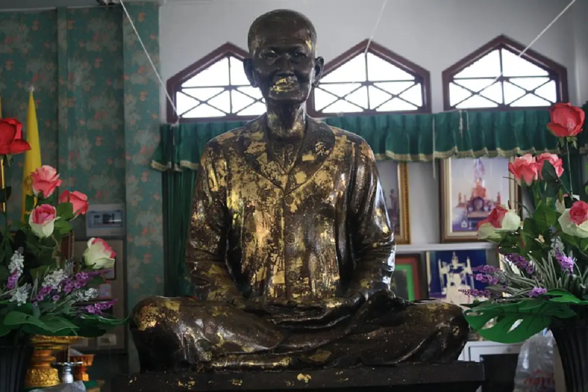 ไม่ลองไม่รู้?!เปิดตำราพิชิตโรค อธิษฐานจิตแม่ชีบุญเรือน บุญฤทธิ์ช่วยบรรเทาเจ็บป่วยได้ พร้อมเปิดวิธีทำน้ำอธิษฐานเป็นยาทิพย์ที่ทำได้ด้วยตนเอง!?