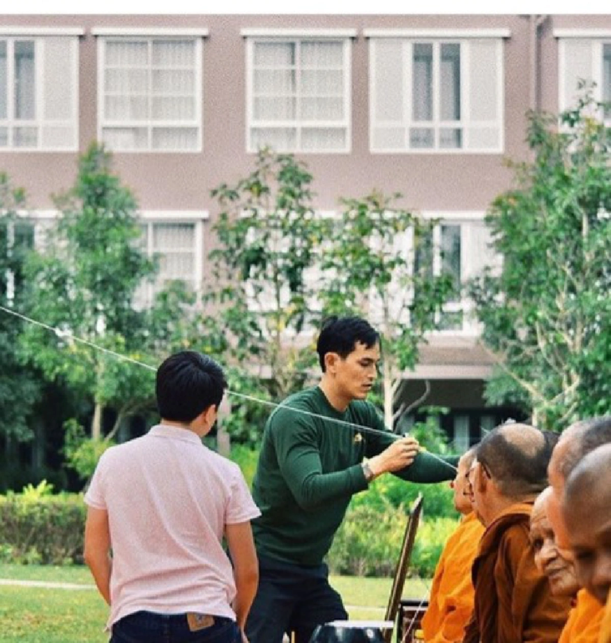 ถือว่าผมขอ..!!! สงกรานต์ โพสต์เเคปชั่น วอนด่าได้แต่อย่าแรง หลังโดนมรสุมข่าวดราม่า ทำสาวแอฟร้องไห้..ชอกช้ำความรัก!!?