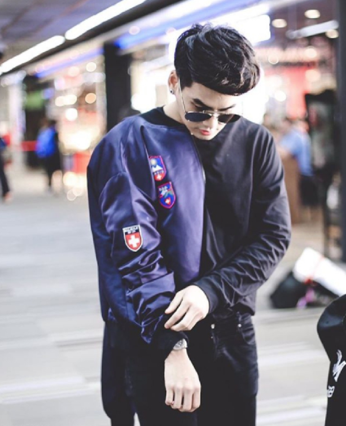 ยังไงกันแน่ !!! "ฮั่น เดอะสตาร์" โพสต์สื่อถึงแฟนเก่า จนสาวเคยสนิท "ไอซ์ ปรีชญา" ต้องเข้ามาคอมเมนต์แรง !?