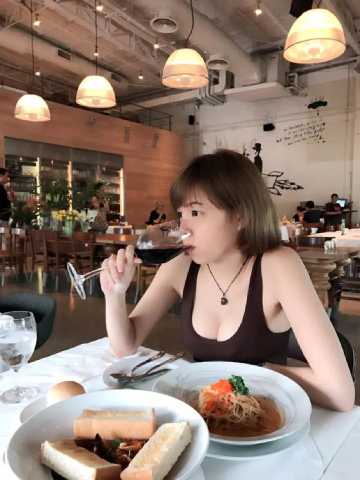 โผล่อีกคลิป น้องซูกัสโทรทวงเงิน "วันเฉลิม" บอกจะตายอยู่แล้ว ลูกน้องรีบรับปาก ลูกพี่คืนแน่แต่อย่าทวงบ่อย (ชมคลิป)