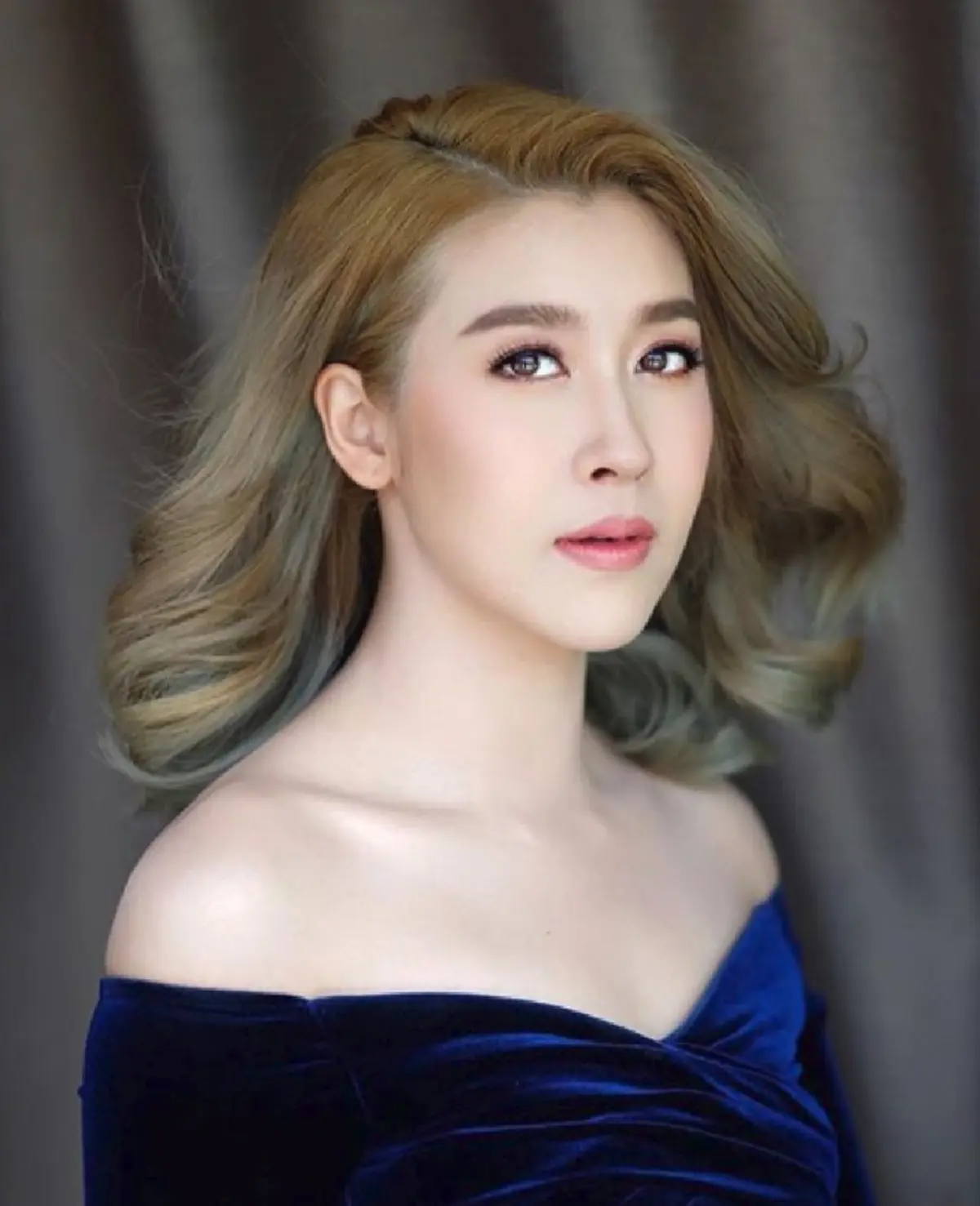#แฟนคลับอึ้งทั้งประเทศ!! เปิด 6 อันดับ ดารา ที่เป็น "ลูกรัก" ของ "ช่อง 7" แต่แปลกสุดที่ "อั้ม พัชราภา" ไม่ใช่ที่ 1 เพราะถือว่าเป็นตัวแม่ !!