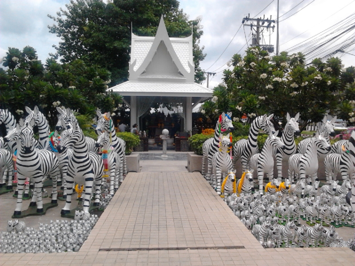 จะเสี่ยงโชคทั้งที!!! ต้องมีความหวัง! ลองแวะไปยัง ๑๐ สถานที่ศักดิ์สิทธิ์เหล่านี้ดู อาจจะมีคำตอบ!!!