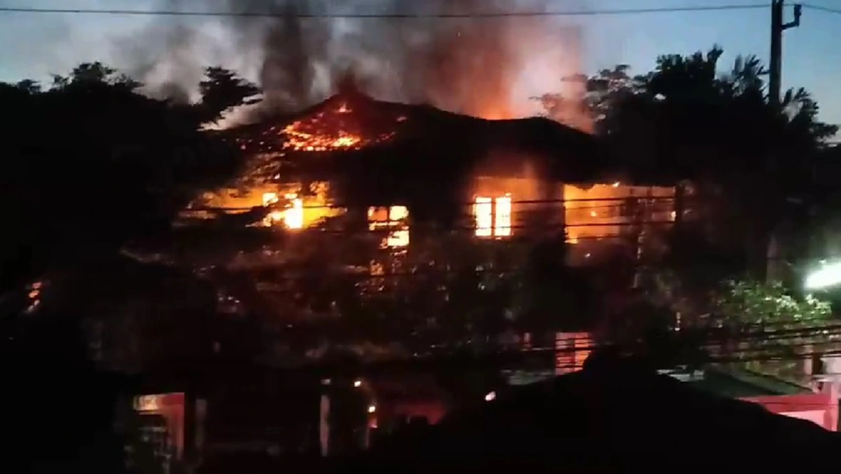 เศร้าน้ำตาซึม เพื่อนบ้านเล่าเหตุไฟไหม้บ้านเปิดรักษาสัตว์ วินาที 2 ลูกสาวเสียชีวิต (คลิป)