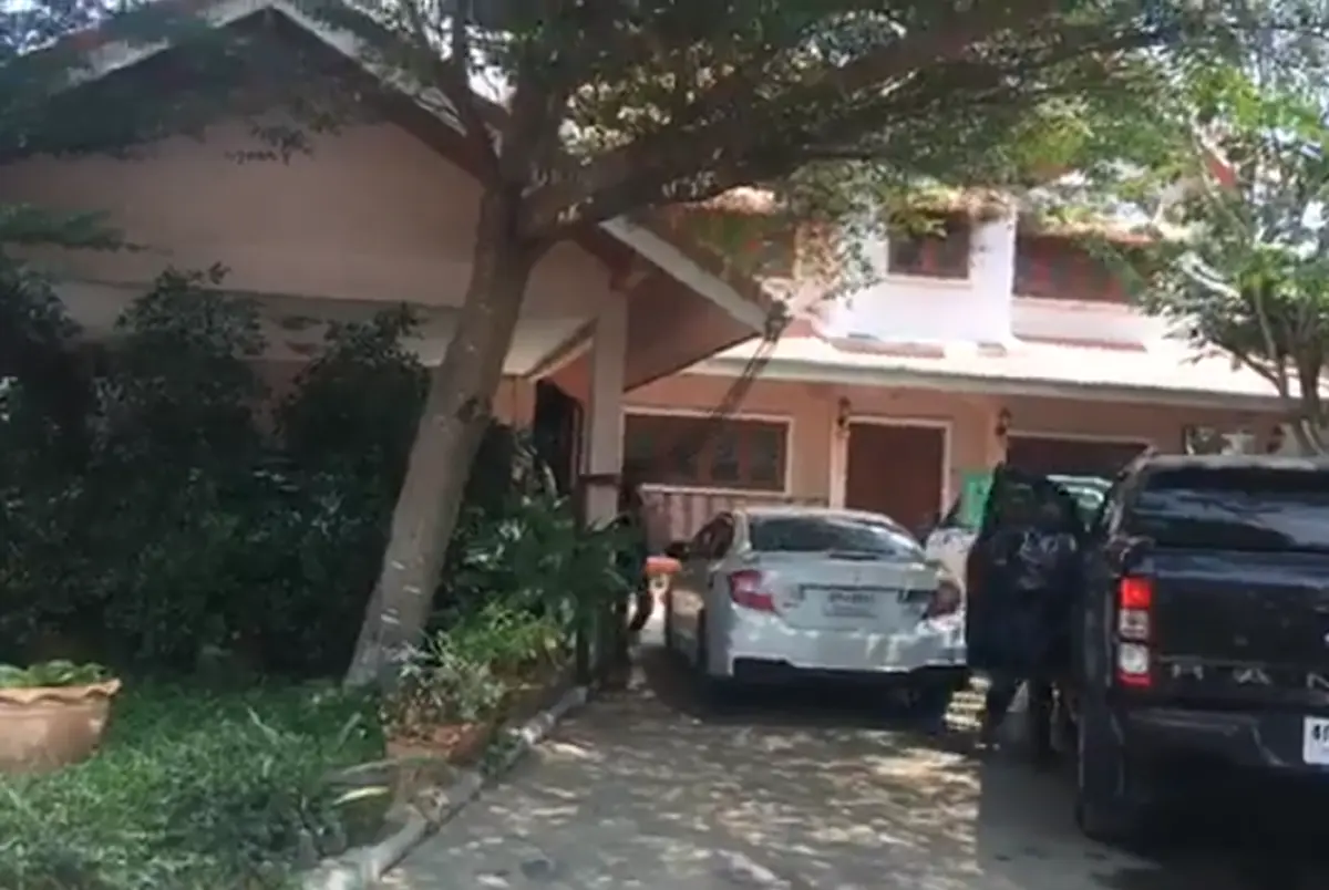 ด่วนที่สุด!!! นอนคุกกองปราบคู่ "ครูปรีชา-เจ๊บ้าบิ่น" ตร.ส่งฝากขัง 2 มี.ค. - ค้านประกันตัว!!!