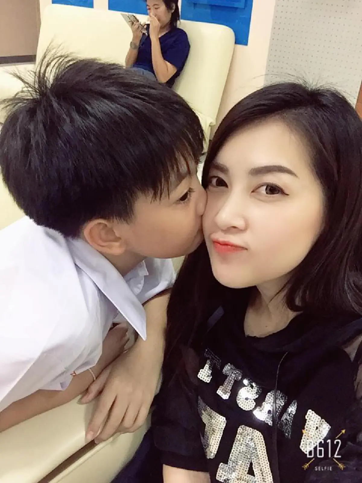 โตเป็นหนุ่มแล้ว! เปิดภาพ "น้องแอร์บัส" ลูกชายสุดหล่อ โอ-วรุฒ ก่อนเคยพ้อหมดตัว ให้ลูกชายเรียกลุง