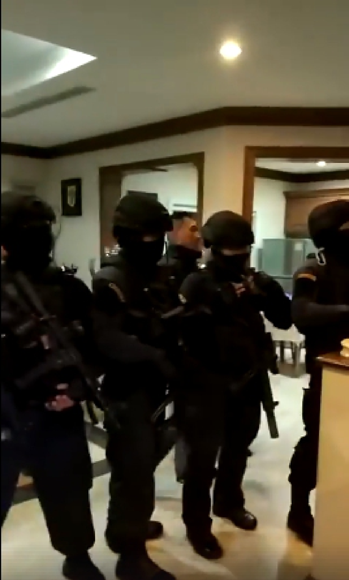 พวกติ่งอ่านให้ชัด!!! ไขข้อข้องใจ "ไม่ได้ไปฆ่าใครตาย ทำไมต้องถึงมืออรินทราช ทำไมต้องทำกับพี่เสกขนาดนี้" บอกเลยถ้าเป็นต่างประเทศแค่นี้ยังน้อย