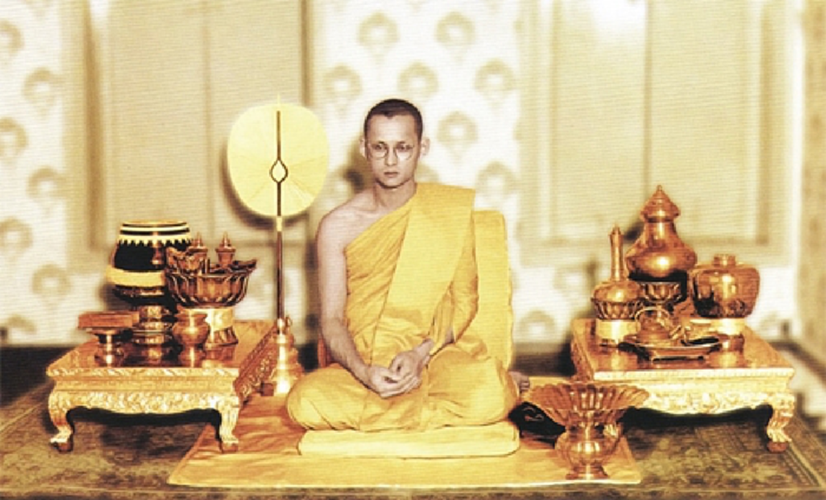 น้อมรําลึกถึง ร.๙ !!! กษัตริย์ผู้ทรงเป็นองค์อัครศาสนูปถัมภก และทรงอุปถัมภ์ศาสนาทุกศาสนา ภายใต้พระบรมโพธิสมภารของพระองค์ !!!