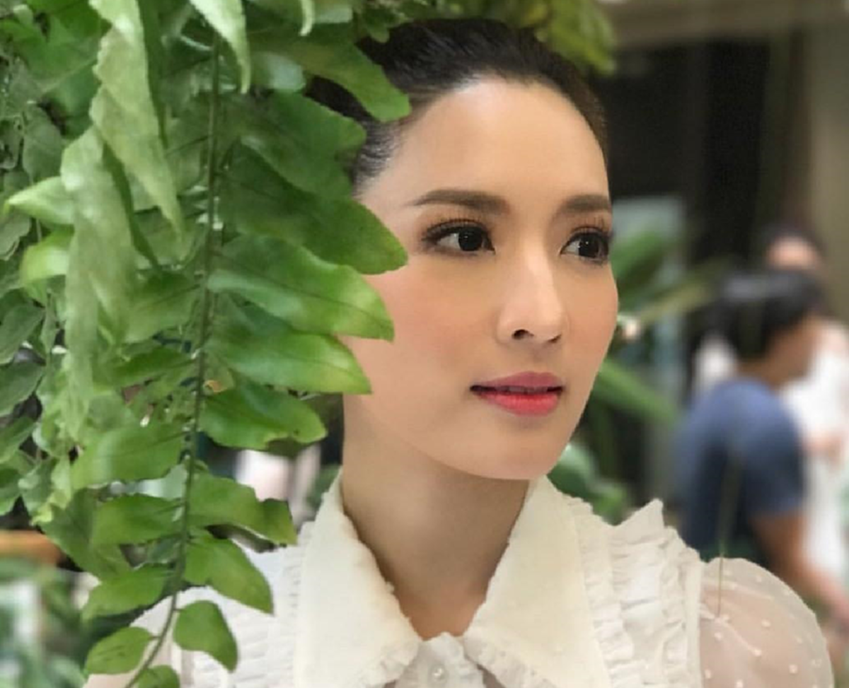 ดั่งเพชรเม็ดงาม ย้อนดูความสมบูรณ์ "แอฟ ทักษอร" ความเพอร์เฟคหาใครเหมือน