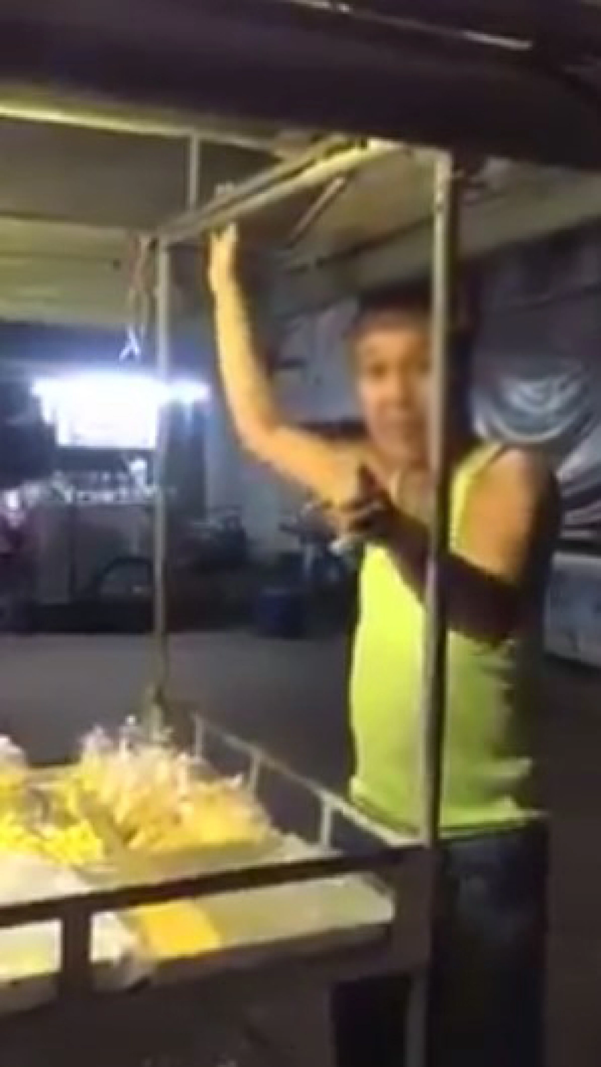 แรงแต่โคตรโดน !!! "อีเจี๊ยบ เลียบด่วน" โพสต์เตือนสติ กรณี"ลุงขับรถเหยียบหมา" คนเลี้ยงเองก็จำไว้เป็นบทเรียน (รายละเอียด)