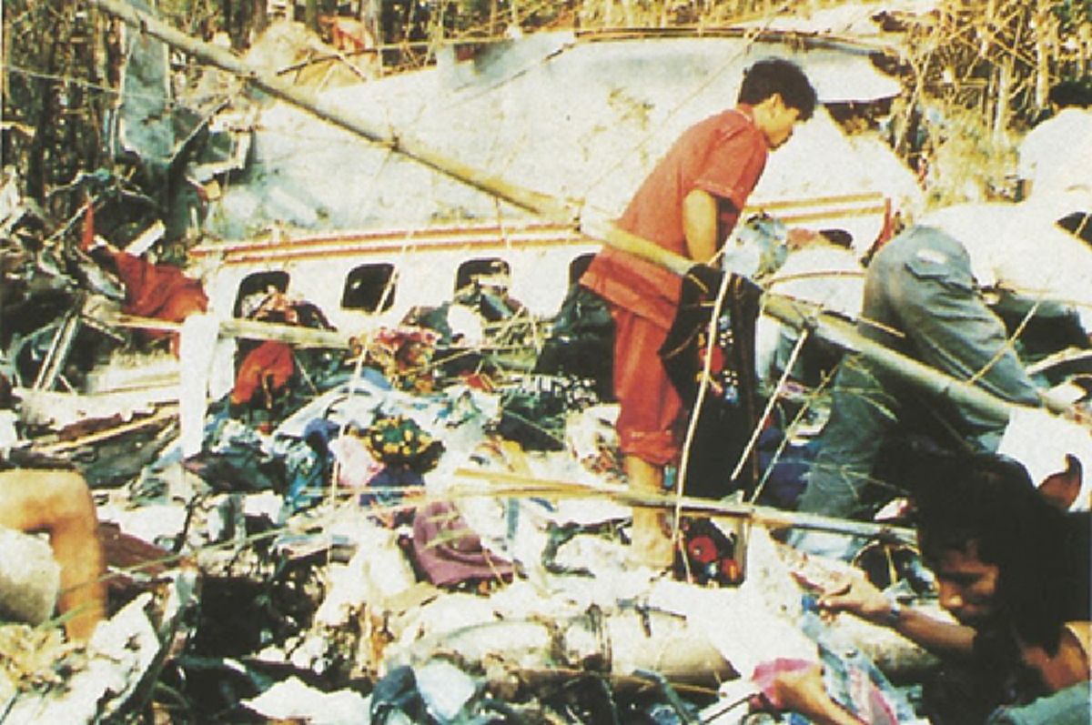 เรื่องเล่าหลอนหัวโกร๋น แห่แชร์ !!! เรื่องเล่าการพบเจอสิ่งลี้ลับ ณ สุสานเลาด้าแอร์ในตำนาน !!! เหตุการณ์เครื่องบินตกครั้งใหญ่ที่สุดในไทย