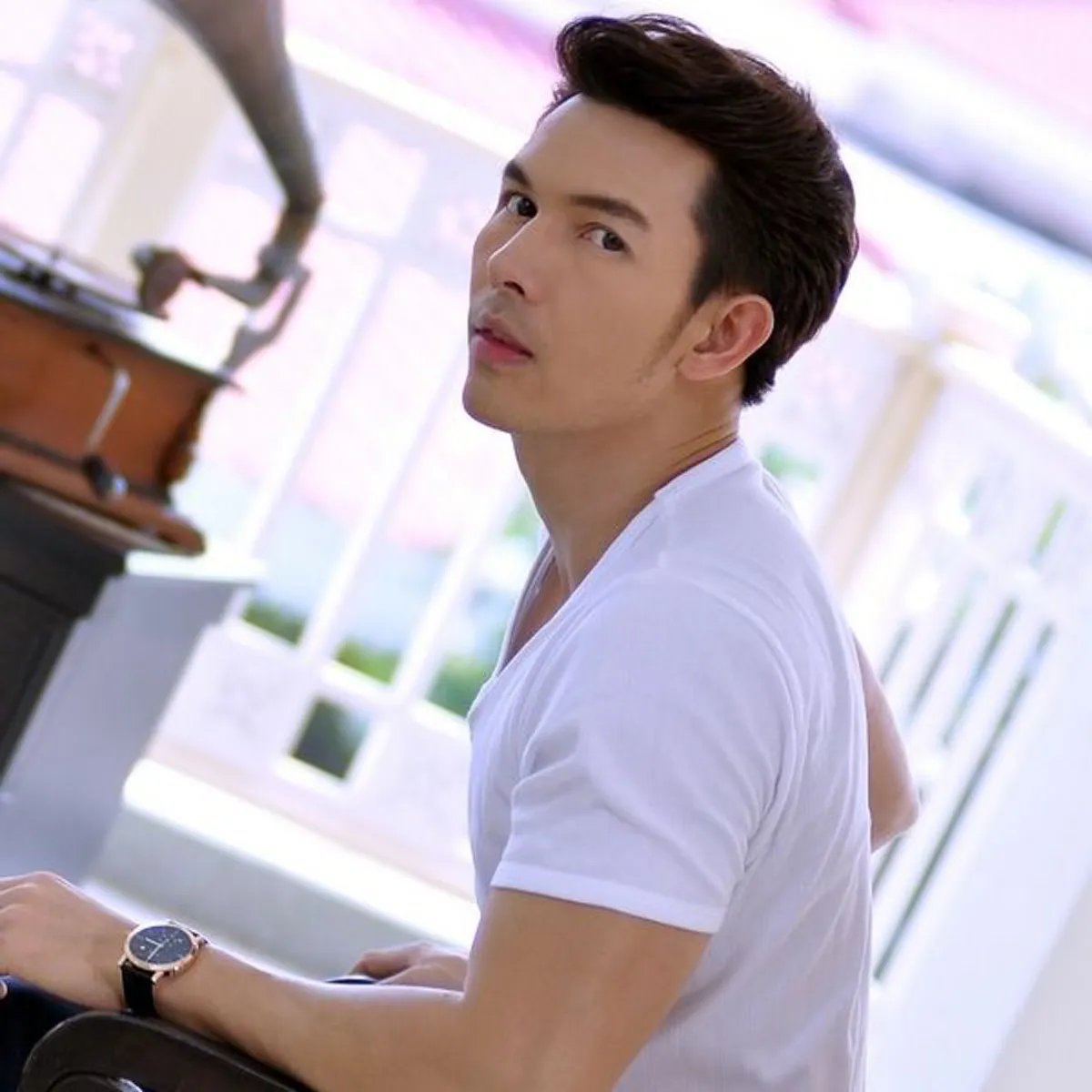 เปิดภาพ !! "8หนุ่มคนดัง" ที่เคยมีข่าวคบหากับ "วีเจจ๋า" นี่มันคาสโนวี่ตัวแม่ชัดๆ !! (ชมภาพ)