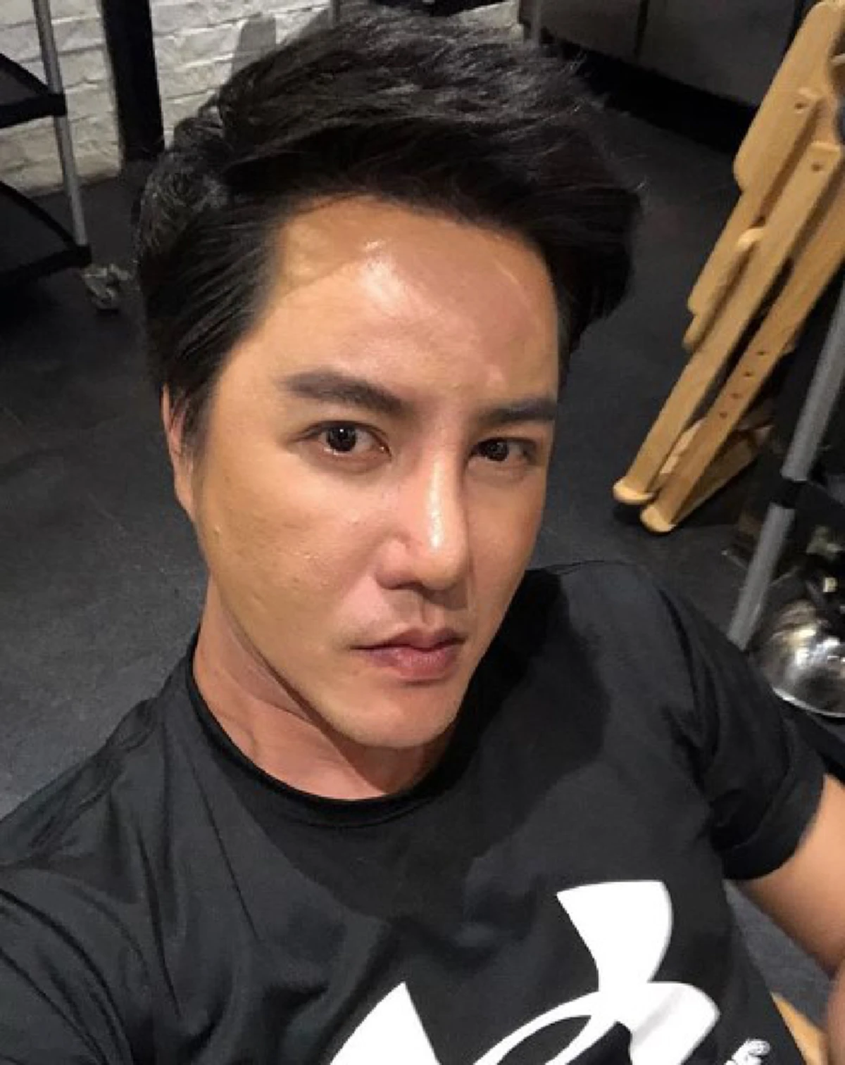 อ่านแล้วจุก! "ริว จิตสัมผัส" โพสต์เตือนสติคนไทย ถึงคดี "ประหารนักโทษชาย" คนแรกในรอบ 9 ปี ได้ใจชาวเน็ตไปเต็มๆ