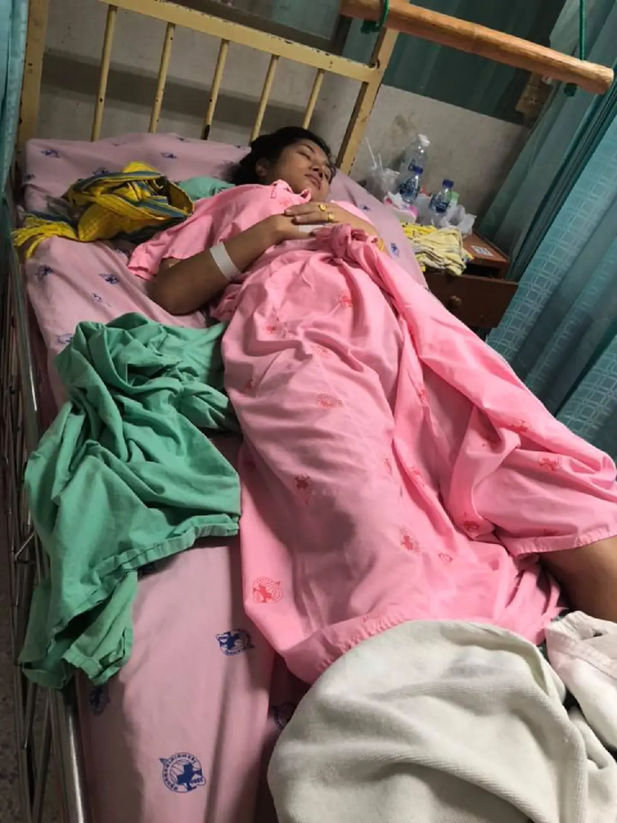 แจ้งข้อหาหนักเมียน้อย 2018 ขับชนเมียหลวงพร้อมลูกน้อย!