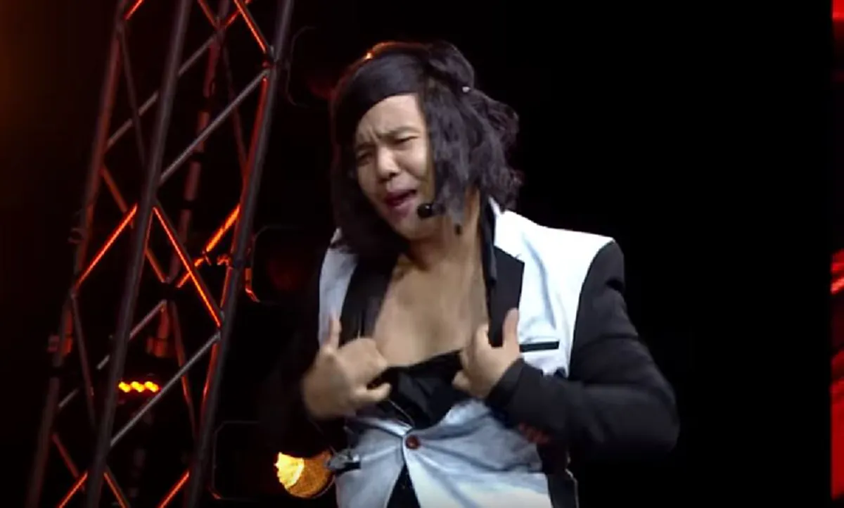 เป็นโชว์ที่ขายหน้ามาก !! "คิ้ม" เอ่ยปากลั่นแรง!! หลังดูโชว์ร้องเพลงประกอบมายากล จนคนดูถึงกับอึ้งแรงอย่างหนัก!! [คลิป]